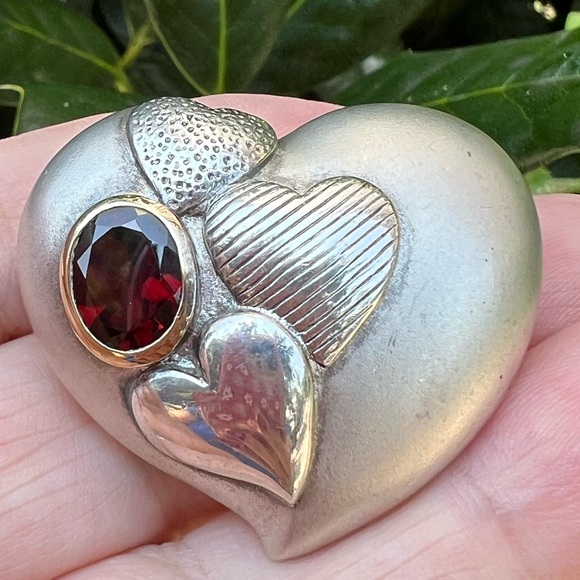 VINTAGE 925 STERLING SILVER GARNET LARGE PUFFY TRIPLE HEART PIN BROOCH STATEMENT